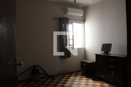 Casa para alugar com 583m², 3 quartos e 5 vagasQuarto 1