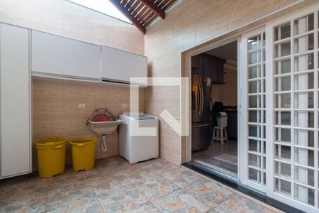 Casa à venda com 120m², 3 quartos e 2 vagas Casa à venda com 120m², 3 quartos e 2 vagasÁrea de Serviço