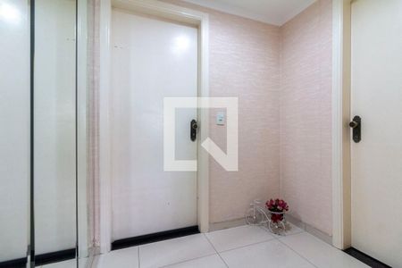 Hall Lavabo de casa à venda com 3 quartos, 120m² em Jardim Limoeiro, São Paulo
