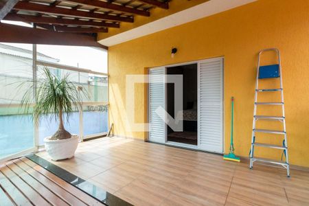 Casa à venda com 120m², 3 quartos e 2 vagas Casa à venda com 120m², 3 quartos e 2 vagasVaranda Quarto 1 - Suite