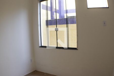 Quarto 1 de apartamento para alugar com 2 quartos, 65m² em Taquara, Rio de Janeiro