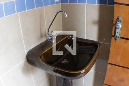 Banheiro de apartamento para alugar com 2 quartos, 65m² em Taquara, Rio de Janeiro
