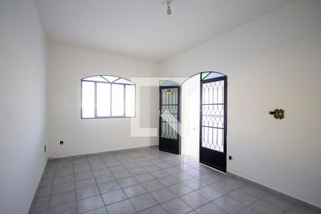 Sala de casa para alugar com 4 quartos, 175m² em Trindade, São Gonçalo
