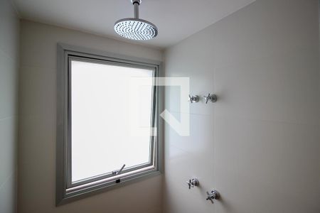 Apartamento à venda com 136m², 2 quartos e 2 vagasBanheiro da Suíte 1