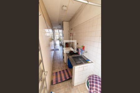 Casa à venda com 400m², 3 quartos e 8 vagas Casa à venda com 400m², 3 quartos e 8 vagasÁrea de Serviço