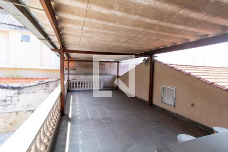 Casa à venda com 400m², 3 quartos e 8 vagas Casa à venda com 400m², 3 quartos e 8 vagasSacada