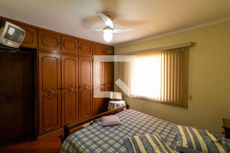 Casa à venda com 400m², 3 quartos e 8 vagas Casa à venda com 400m², 3 quartos e 8 vagasQuarto 3