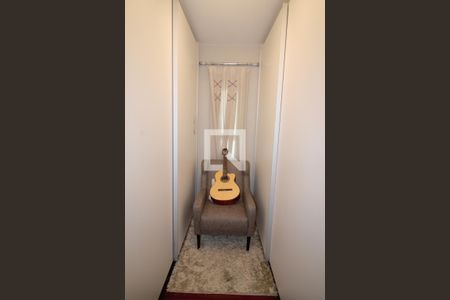 Casa à venda com 501m², 5 quartos e 5 vagas Casa à venda com 501m², 5 quartos e 5 vagasCloset da suíte 1