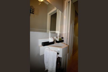 Casa à venda com 501m², 5 quartos e 5 vagas Casa à venda com 501m², 5 quartos e 5 vagasLavabo