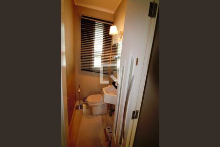 Casa à venda com 501m², 5 quartos e 5 vagas Casa à venda com 501m², 5 quartos e 5 vagasLavabo