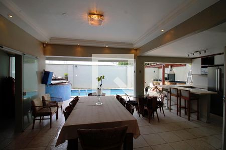 Casa à venda com 501m², 5 quartos e 5 vagas Casa à venda com 501m², 5 quartos e 5 vagasSalão de Festa