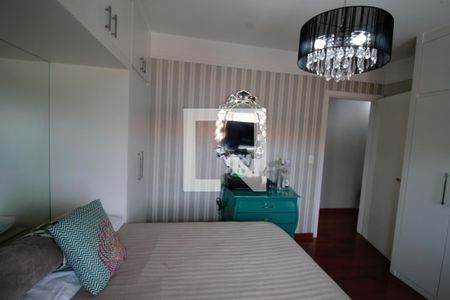 Casa à venda com 501m², 5 quartos e 5 vagas Casa à venda com 501m², 5 quartos e 5 vagasQuarto 5