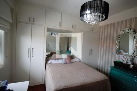 Casa à venda com 501m², 5 quartos e 5 vagas Casa à venda com 501m², 5 quartos e 5 vagasQuarto 5