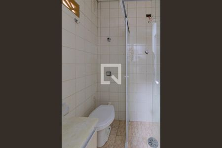Banheiro de casa para alugar com 2 quartos, 80m² em Jardim Nordeste, São Paulo