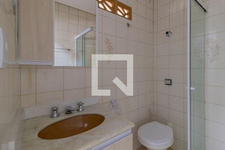 Banheiro de casa para alugar com 2 quartos, 80m² em Jardim Nordeste, São Paulo