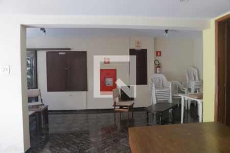 Apartamento para alugar com 65m², 2 quartos e 1 vagaÁrea comum - Salão de festas