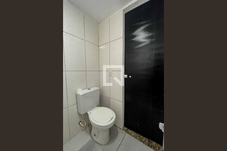 Banheiro de apartamento para alugar com 1 quarto, 23m² em Vila Baruel, São Paulo