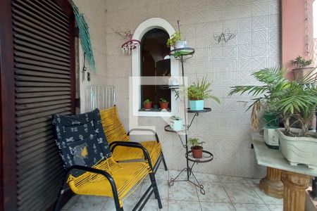 Casa à venda com 178m², 3 quartos e 4 vagas Casa à venda com 178m², 3 quartos e 4 vagasSacada Suíte 1