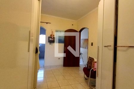 Casa à venda com 178m², 3 quartos e 4 vagas Casa à venda com 178m², 3 quartos e 4 vagasCloset Suíte 1