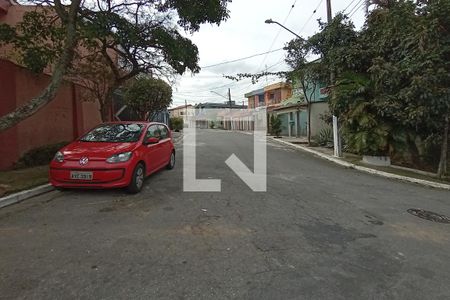 Casa à venda com 178m², 3 quartos e 4 vagas Casa à venda com 178m², 3 quartos e 4 vagasVista da Rua