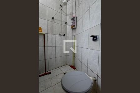 Casa à venda com 178m², 3 quartos e 4 vagas Casa à venda com 178m², 3 quartos e 4 vagasBanheiro 2 - Suíte 2