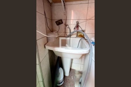 Casa à venda com 178m², 3 quartos e 4 vagas Casa à venda com 178m², 3 quartos e 4 vagasÁrea de Serviço