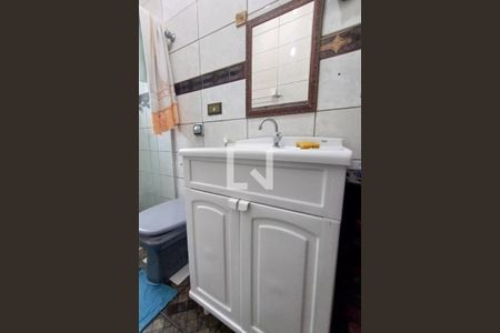 Casa à venda com 178m², 3 quartos e 4 vagas Casa à venda com 178m², 3 quartos e 4 vagasBanheiro 1 - Social