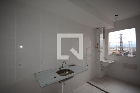 Cozinha de apartamento para alugar com 1 quarto, 33m² em Vista Alegre, Rio de Janeiro