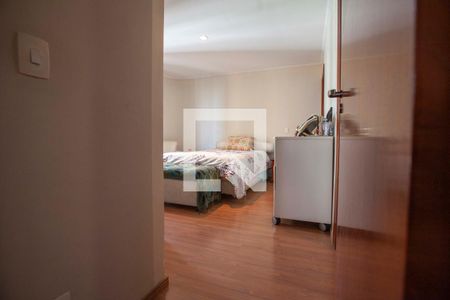Apartamento à venda com 159m², 4 quartos e 3 vagasQuarto 4