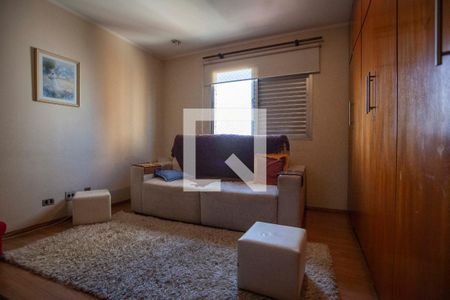 Apartamento à venda com 159m², 4 quartos e 3 vagasQuarto 2