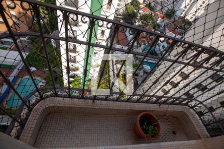 Apartamento à venda com 159m², 4 quartos e 3 vagasQuarto 4 - varanda