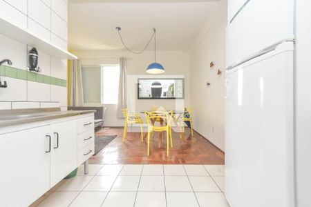 Entrada de kitnet/studio para alugar com 1 quarto, 55m² em Santa Ifigênia, São Paulo