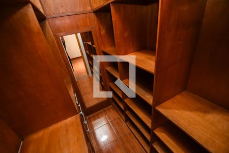 Casa à venda com 221m², 3 quartos e sem vagaCloset - Quarto 3 (Suíte)