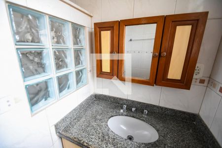 Casa à venda com 221m², 3 quartos e sem vagaBanheiro Social