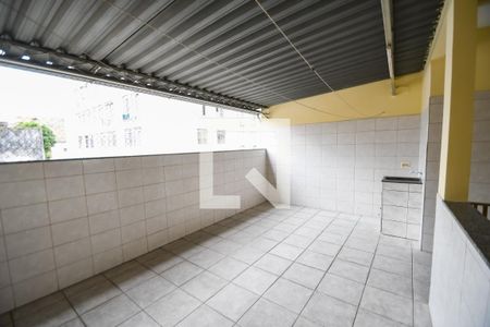 Casa à venda com 221m², 3 quartos e sem vagaÁrea de Serviço - Terraço