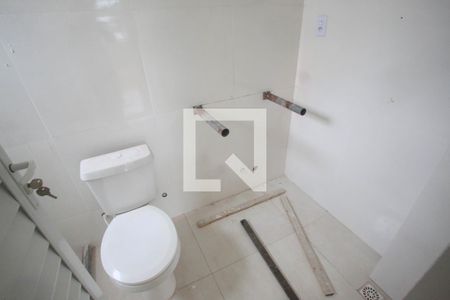 Casa à venda com 108m², 3 quartos e 1 vagaBanheiro da Suíte 2