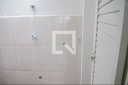 Casa à venda com 65m², 2 quartos e 1 vagaarea de serviço