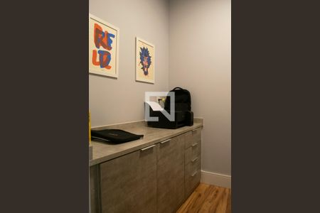 Apartamento à venda com 120m², 4 quartos e 1 vaga Apartamento à venda com 120m², 4 quartos e 1 vagaQuarto serviço