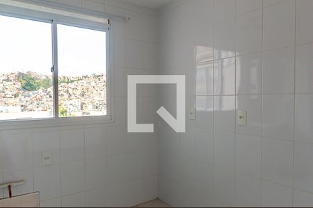Apartamento à venda com 53m², 2 quartos e 1 vaga Apartamento à venda com 53m², 2 quartos e 1 vagaCozinha e Área de Serviço