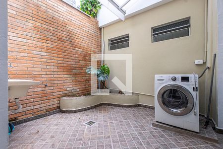 Casa para alugar com 96m², 3 quartos e sem vagaQuintal