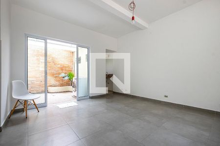 Sala de casa para alugar com 3 quartos, 96m² em Cerqueira César, São Paulo