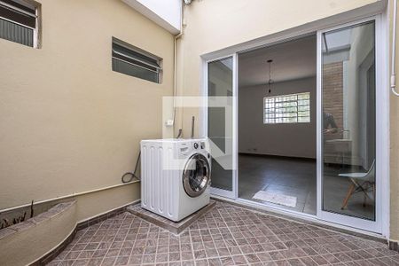 Casa para alugar com 96m², 3 quartos e sem vagaQuintal