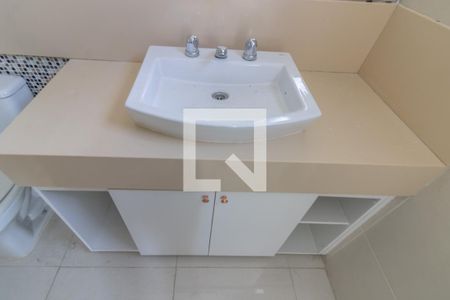 Apartamento para alugar com 180m², 5 quartos e 2 vagasSuíte 1 (cobertura) - Banheiro
