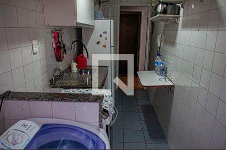 cozinha e area de serviço de apartamento para alugar com 2 quartos, 60m² em Pechincha, Rio de Janeiro