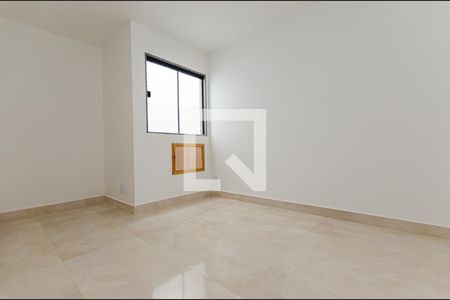 Quarto de apartamento para alugar com 2 quartos, 45m² em Jacaré, Niterói