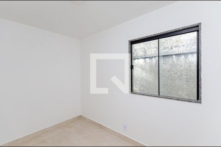 Quarto de apartamento para alugar com 2 quartos, 45m² em Jacaré, Niterói