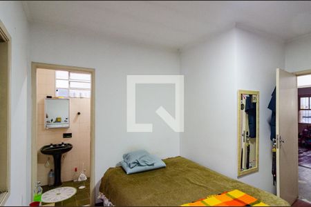 Casa à venda com 143m², 4 quartos e 2 vagasSuíte 2