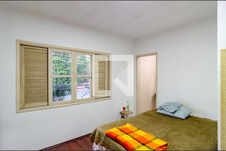 Casa à venda com 143m², 4 quartos e 2 vagasSuíte 2