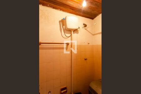 Casa à venda com 143m², 4 quartos e 2 vagasBanheiro de Serviço