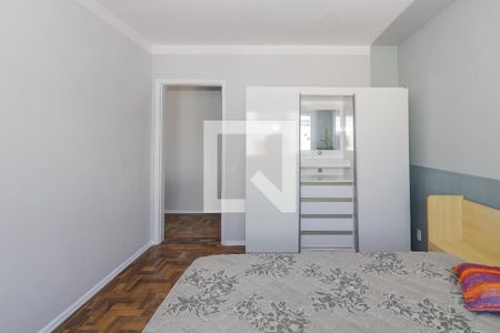 Quarto de apartamento à venda com 1 quarto, 48m² em Vila Ipiranga, Porto Alegre